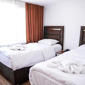Standart İki Kişilik Oda